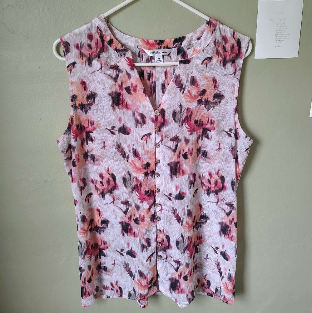 ☀️5/$25☀️ Croft & Barrow Medium Floral Print Sleeveless Button-up Blouse